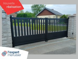 Installation d'un portail battant coloris noir à Templeuve en Pévèle proche de SECLIN
